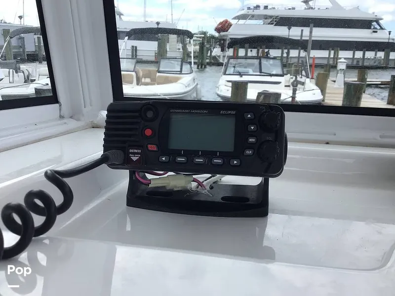 Slide: The Image of NauticStar 242 OSL 2025 - 16783212