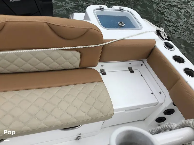 Slide: The Image of NauticStar 242 OSL 2025 - 16783203