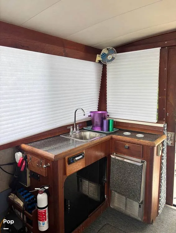 Slide: The Image of Bayliner 3888 FlyBridge Double Cabin Diesel 1989 - 16382522