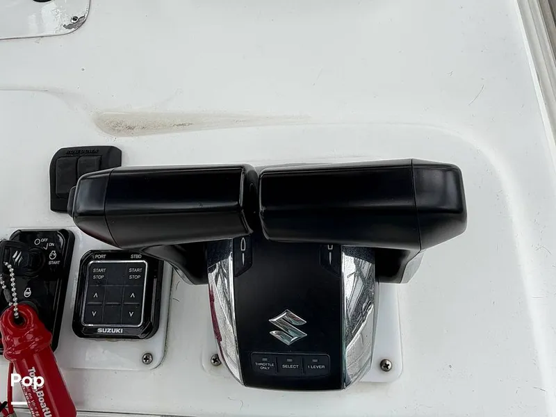 Slide: The Image of Sea Pro 255 CC 2004 - 16409590