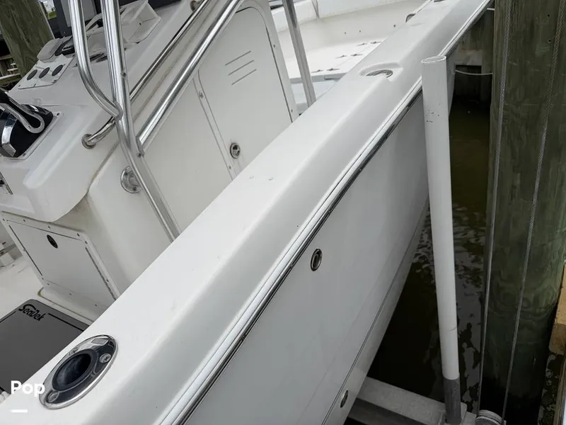 Slide: The Image of Sea Pro 255 CC 2004 - 16409600