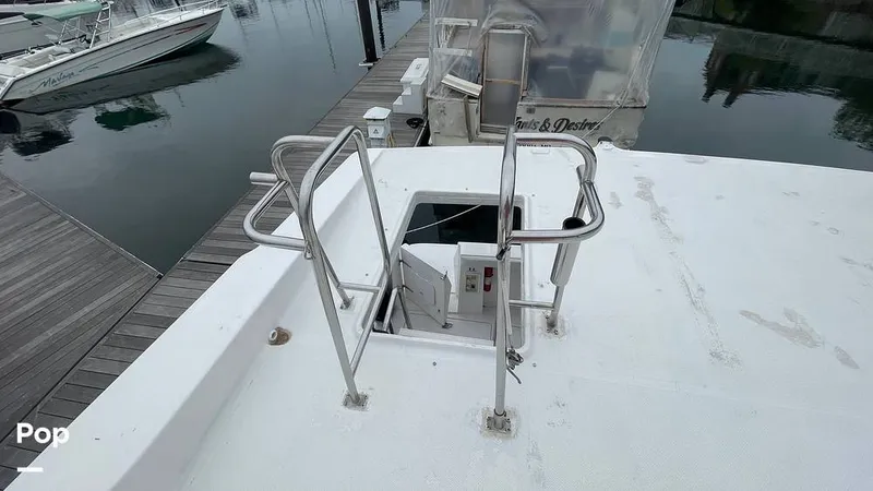 Slide: The Image of Bayliner 4788 Motoryacht 1995 - 16441362