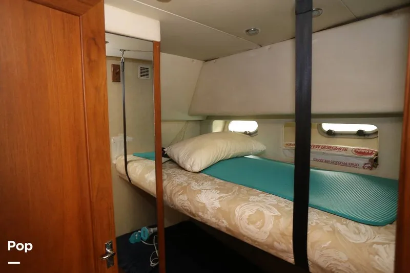 Slide: The Image of Bayliner 4788 Motoryacht 1995 - 16441669