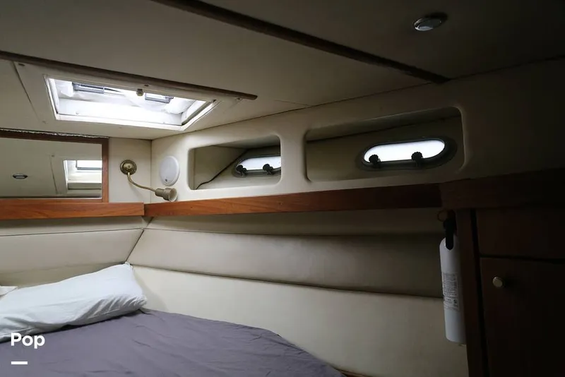 Slide: The Image of Bayliner 4788 Motoryacht 1995 - 16441673