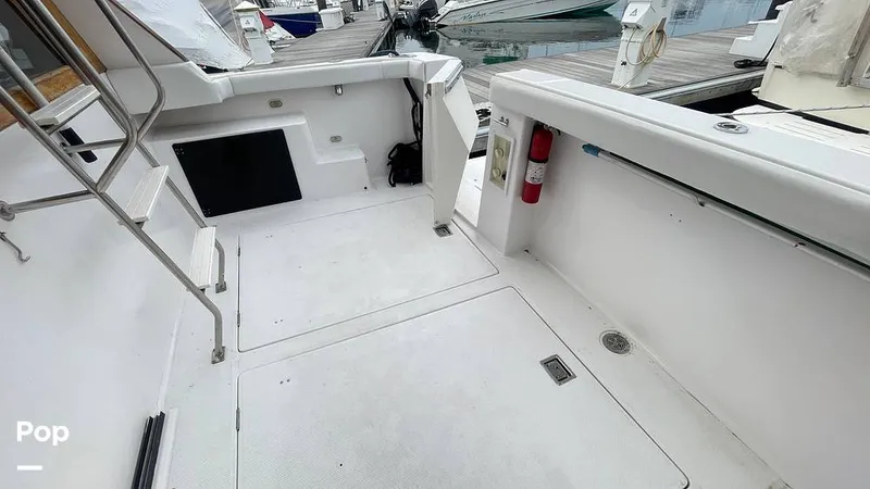 Slide: The Image of Bayliner 4788 Motoryacht 1995 - 16441522