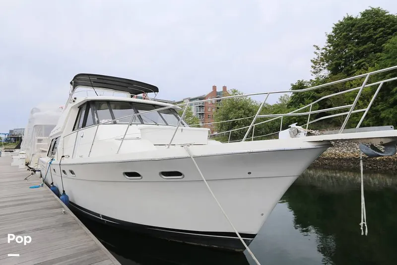 Slide: The Image of Bayliner 4788 Motoryacht 1995 - 16445788