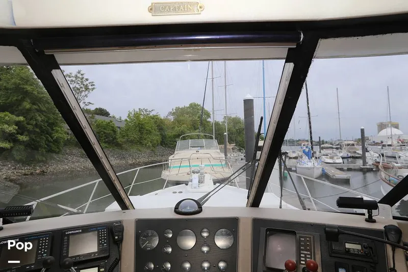 Slide: The Image of Bayliner 4788 Motoryacht 1995 - 16445802