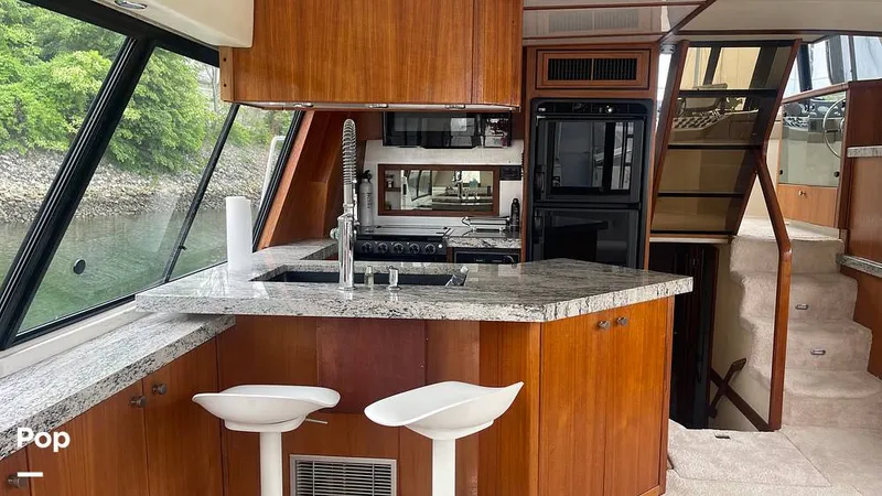 Slide: The Image of Bayliner 4788 Motoryacht 1995 - 16441365