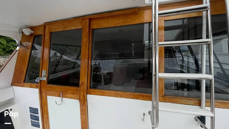 Slide: The Image of Bayliner 4788 Motoryacht 1995 - 16441524
