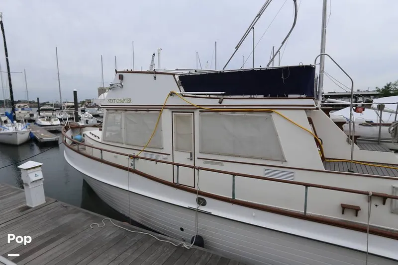 Slide: The Image of Bayliner 4788 Motoryacht 1995 - 16445812