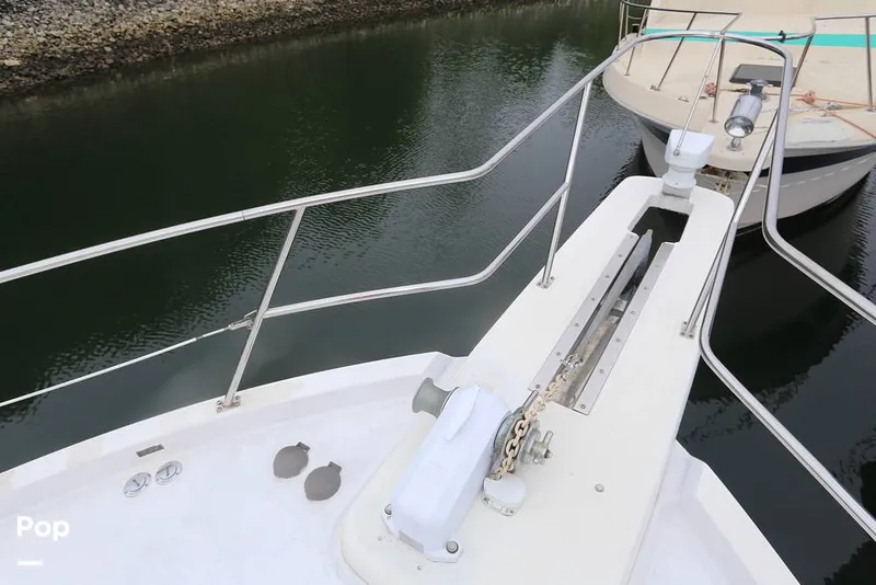 Slide: The Image of Bayliner 4788 Motoryacht 1995 - 16445814