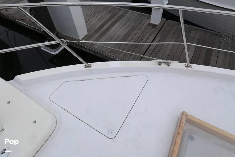 Slide: The Image of Bayliner 4788 Motoryacht 1995 - 16446051