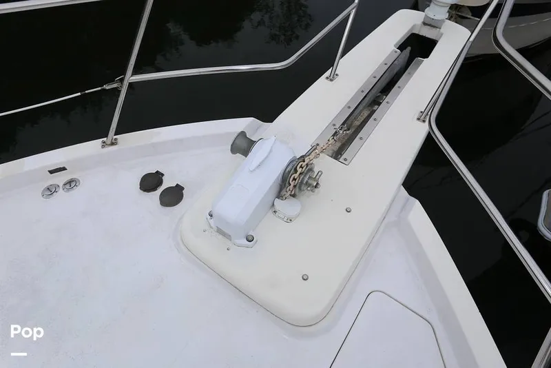 Slide: The Image of Bayliner 4788 Motoryacht 1995 - 16446053