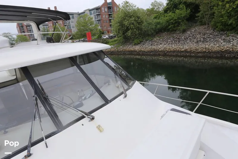 Slide: The Image of Bayliner 4788 Motoryacht 1995 - 16446057