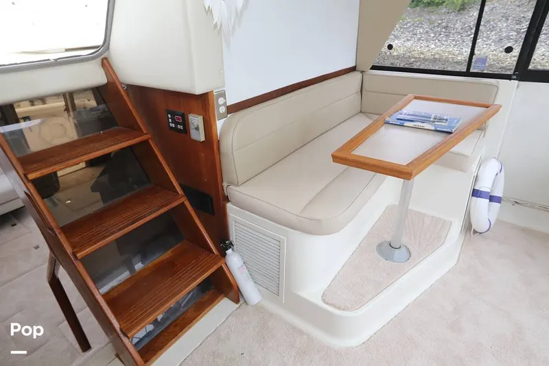 Slide: The Image of Bayliner 4788 Motoryacht 1995 - 16446059