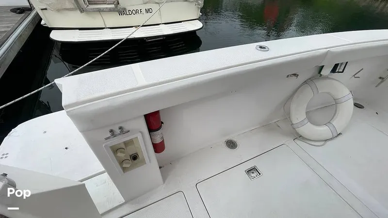 Slide: The Image of Bayliner 4788 Motoryacht 1995 - 16441528