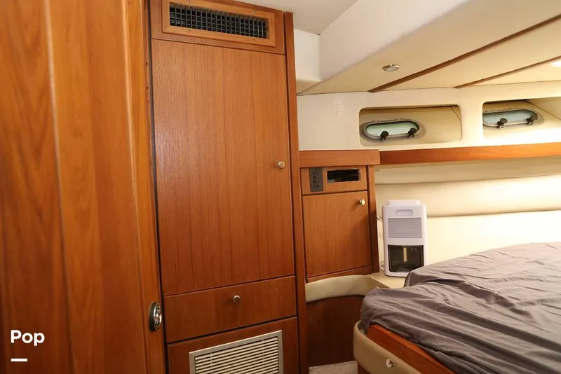 Slide: The Image of Bayliner 4788 Motoryacht 1995 - 16446097