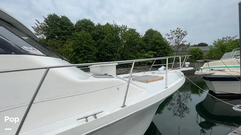 Slide: The Image of Bayliner 4788 Motoryacht 1995 - 16441534