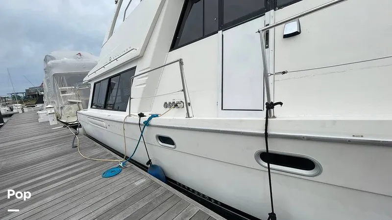 Slide: The Image of Bayliner 4788 Motoryacht 1995 - 16441536