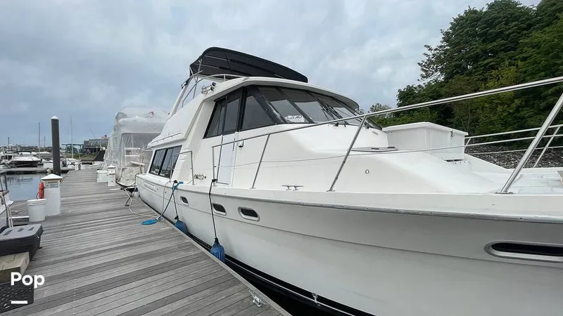 Slide: The Image of Bayliner 4788 Motoryacht 1995 - 16441542