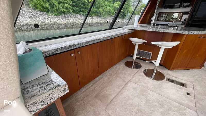 Slide: The Image of Bayliner 4788 Motoryacht 1995 - 16441367