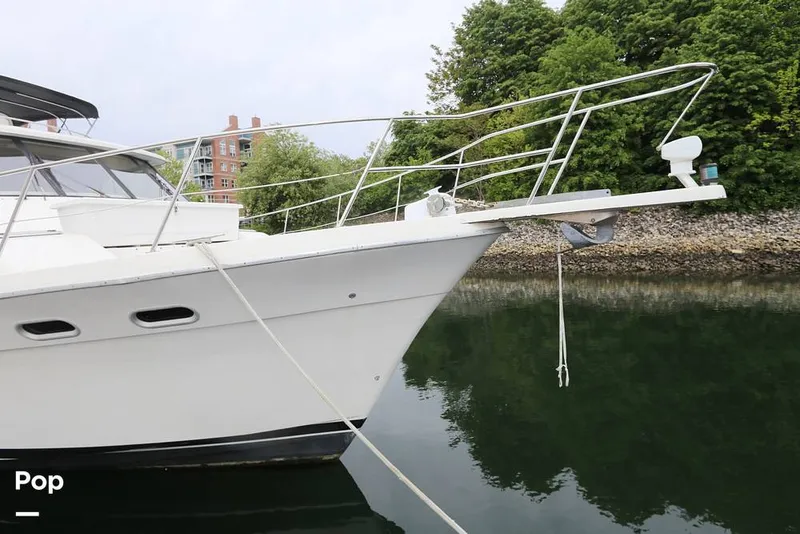 Slide: The Image of Bayliner 4788 Motoryacht 1995 - 16441584