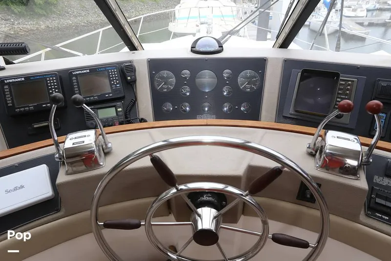 Slide: The Image of Bayliner 4788 Motoryacht 1995 - 16441595