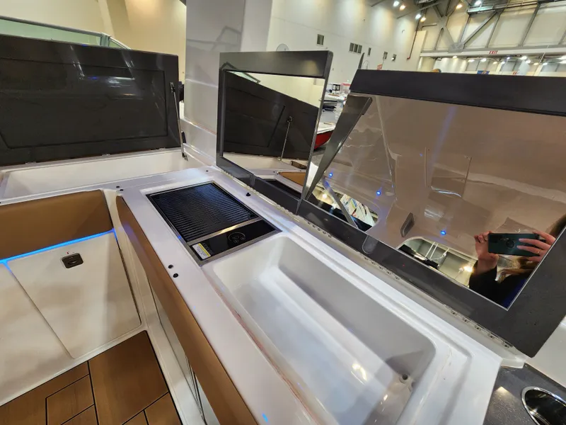 Slide: The Image of Aviara AV40 2024 - 18