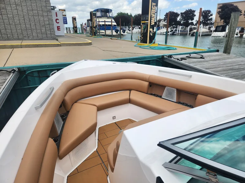 Slide: The Image of Aviara AV40 2024 - 4