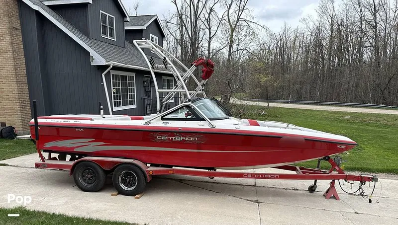 The Image of Centurion Elite V-Drive 2004 - 16409285