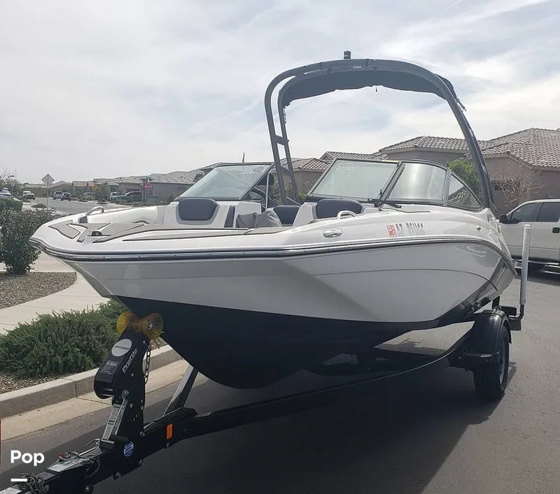 Slide: The Image of Yamaha AR 195 2018 - 16400052
