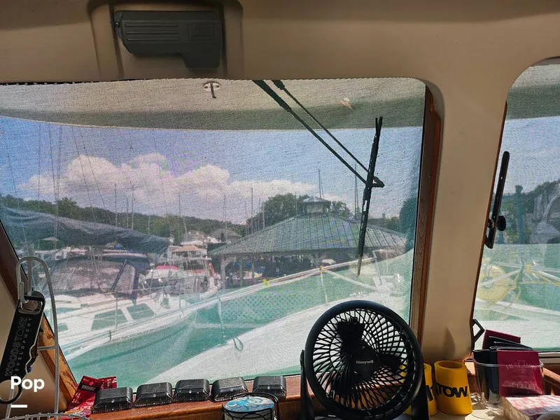 Slide: The Image of Mainship 390 Trawler 2002 - 16638293