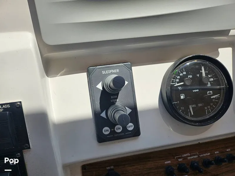 Slide: The Image of Mainship 390 Trawler 2002 - 16638305