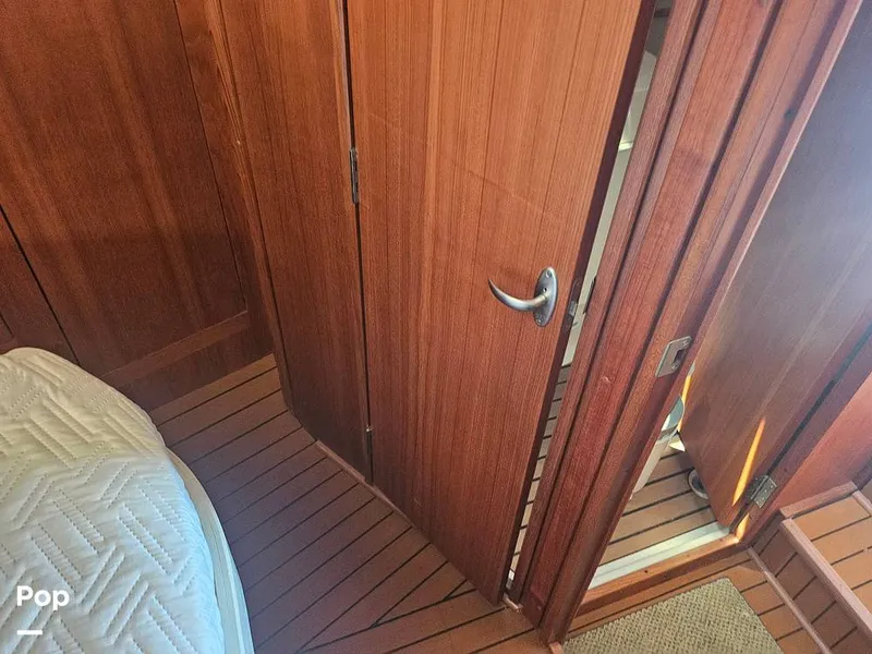 Slide: The Image of Mainship 390 Trawler 2002 - 16638223
