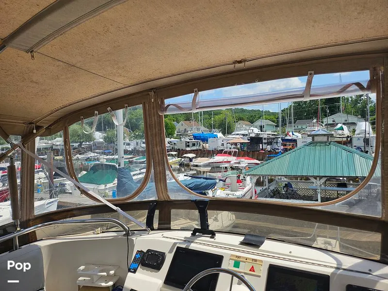 Slide: The Image of Mainship 390 Trawler 2002 - 16638323