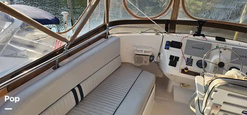 Slide: The Image of Mainship 390 Trawler 2002 - 16606945