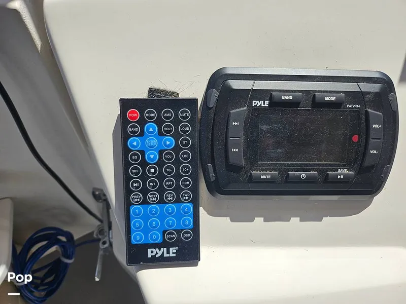 Slide: The Image of Mainship 390 Trawler 2002 - 16638303