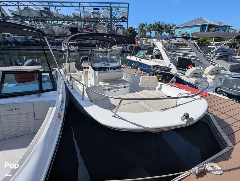 The Image of Boston Whaler 21 Montauk 2024 - 16392818