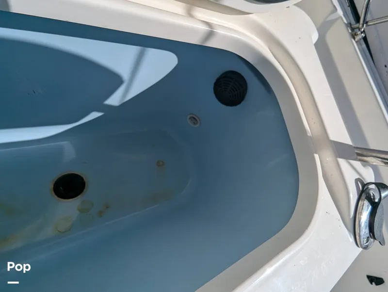 Slide: The Image of Boston Whaler 21 Montauk 2024 - 16393190