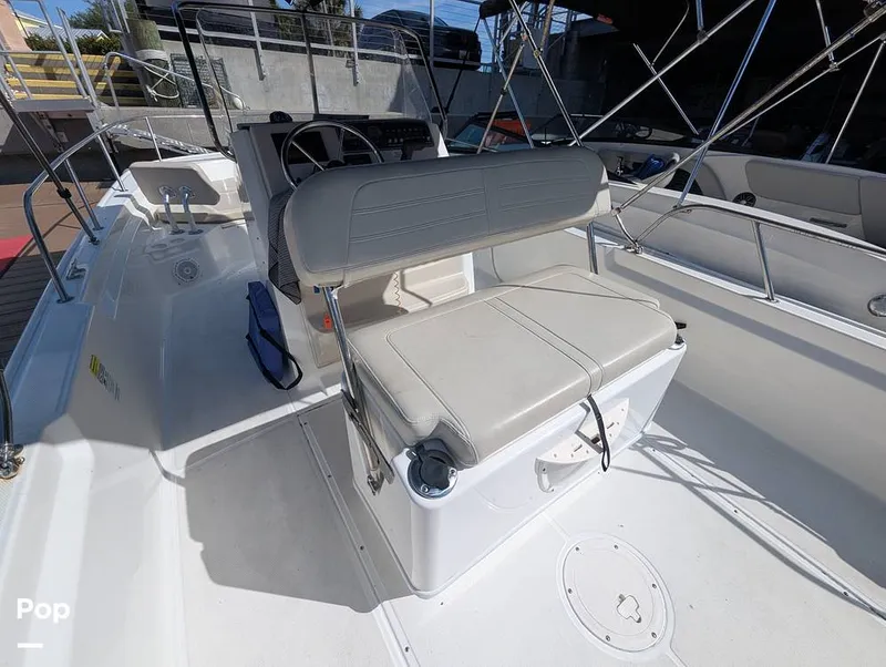 Slide: The Image of Boston Whaler 21 Montauk 2024 - 16392804