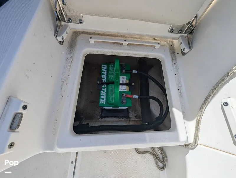 Slide: The Image of Boston Whaler 21 Montauk 2024 - 16393189