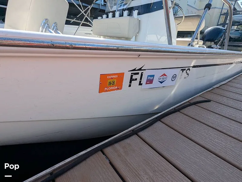 Slide: The Image of Boston Whaler 21 Montauk 2024 - 16392823