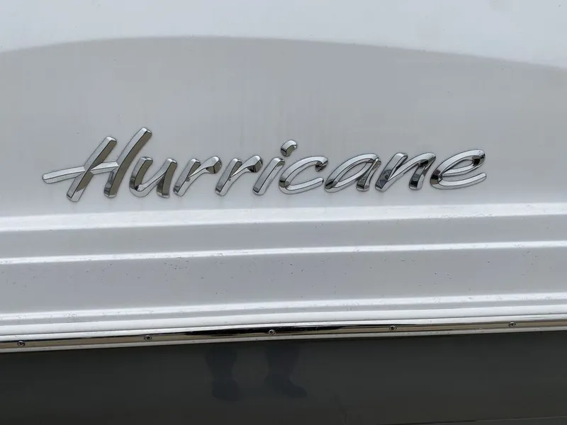 Slide: The Image of Hurricane Center Console 231 OB 2023 - 19