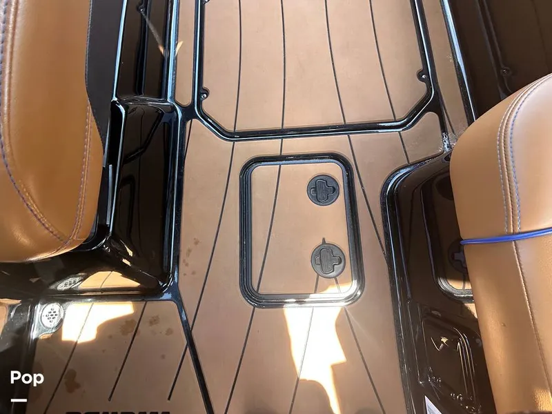 Slide: The Image of Malibu 23 Lsv Wakesetter 2023 - 16641331