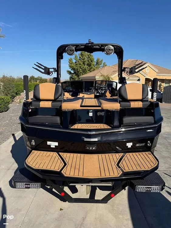 Slide: The Image of Mastercraft XT24 2023 - 16391164