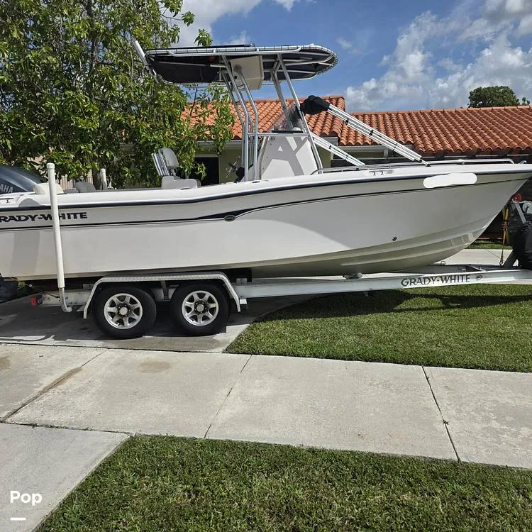 Slide: The Image of Grady-White Fisherman 222 2003 - 16406029