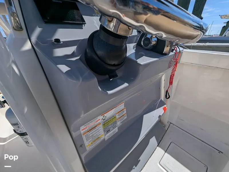 Slide: The Image of Bayliner Trophy 22 CC 2023 - 16402630