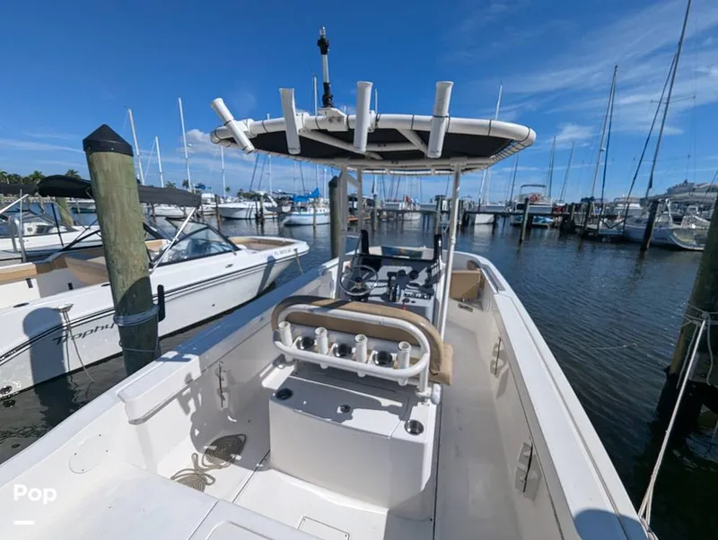 Slide: The Image of Bayliner Trophy 22 CC 2023 - 16402616