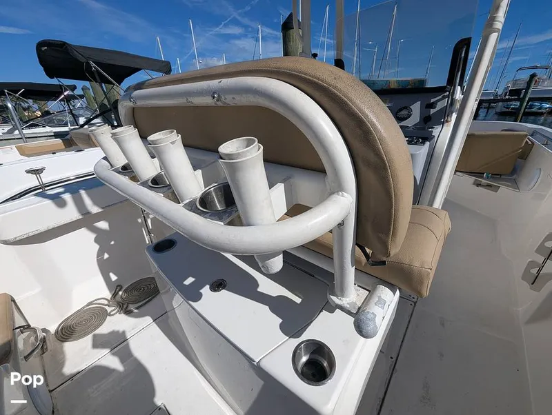 Slide: The Image of Bayliner Trophy 22 CC 2023 - 16402901
