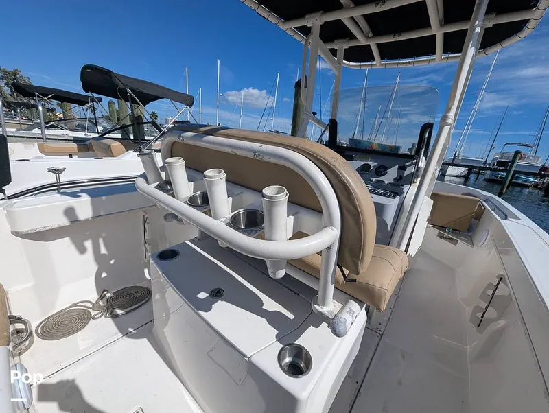 Slide: The Image of Bayliner Trophy 22 CC 2023 - 16402637